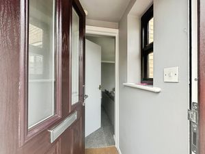Doves Court - click for photo gallery